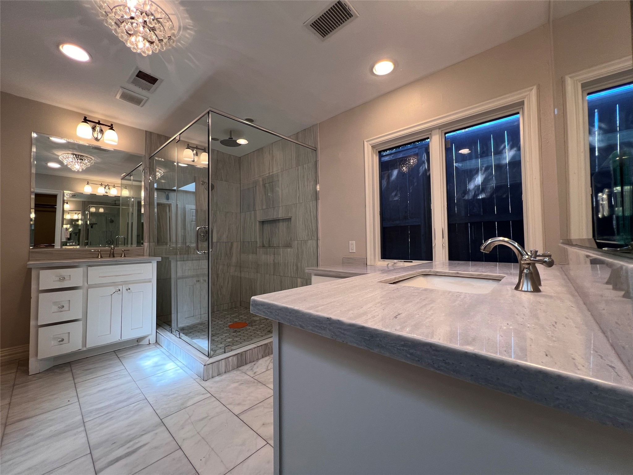 12502 Taylorcrest Road Houston, TX 77024 - Photo 16 of 28 Another view of the master bath