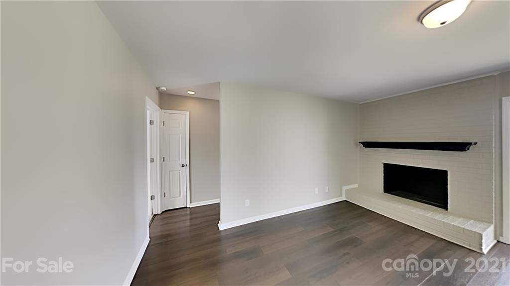 11010 Cedar View Road, Unit 8397 Charlotte, NC 28226 - Photo 5 of 13 Gallery Image 5