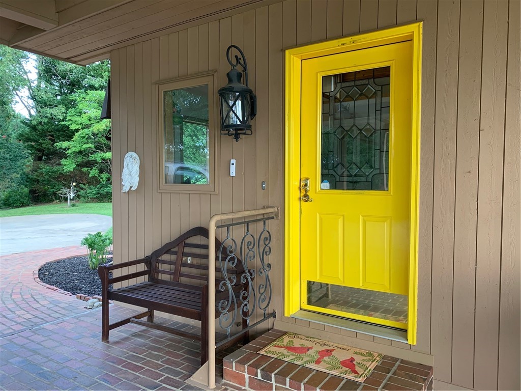 800 Keowee School Road Seneca, SC 29672 - Photo 21 of 39 Entrance into kitchen from attached car-port