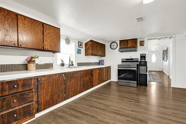 $185,000 | 17822 Garland Avenue, Boling, TX 77420