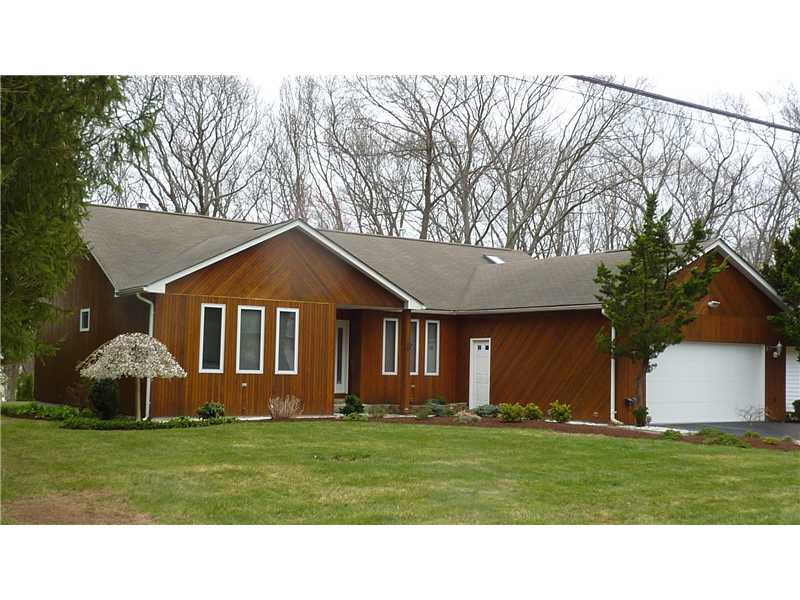 25 Fox Ridge Drive Cranston, RI 02921 - Photo 1 of 22 Exterior Front.