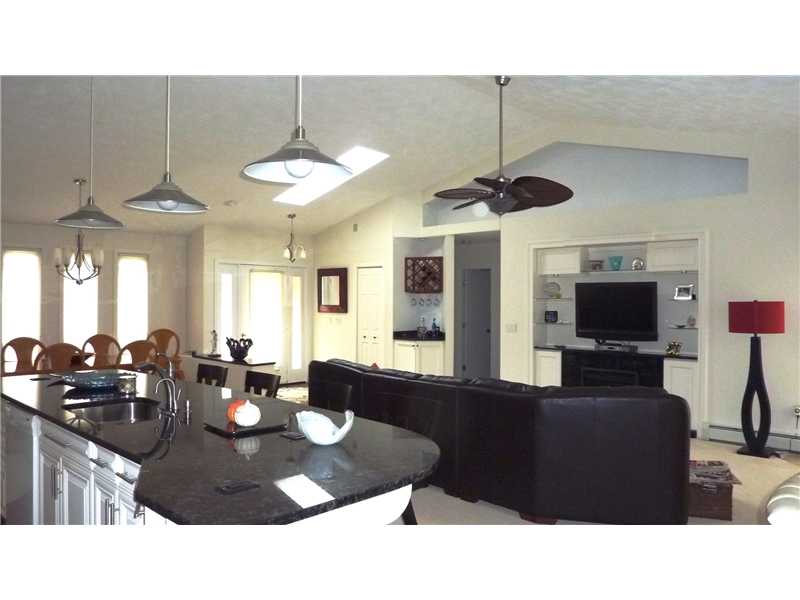 25 Fox Ridge Drive Cranston, RI 02921 - Photo 3 of 22 Other.