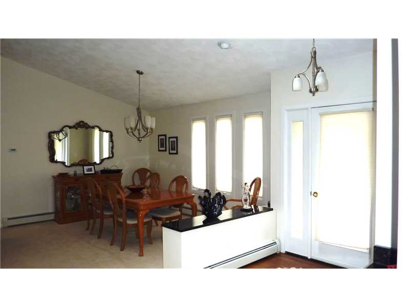25 Fox Ridge Drive Cranston, RI 02921 - Photo 7 of 22 Dining Room.