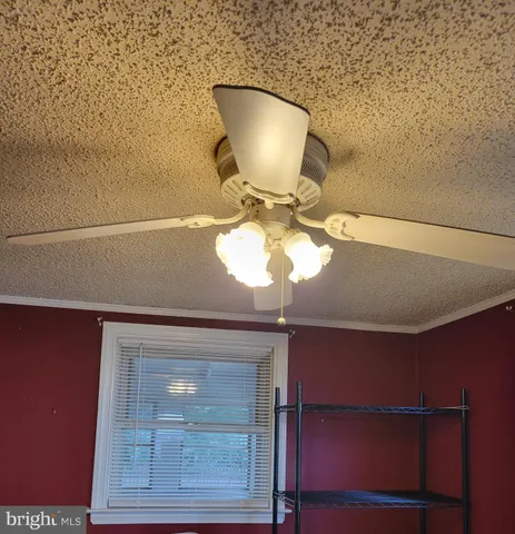 $185,000 | 118 Juliana Terrace, Darby, PA 19023