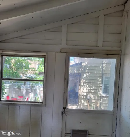 $185,000 | 118 Juliana Terrace, Darby, PA 19023