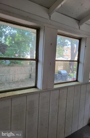 $185,000 | 118 Juliana Terrace, Darby, PA 19023