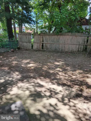 $185,000 | 118 Juliana Terrace, Darby, PA 19023