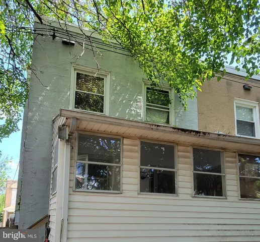 $185,000 | 118 Juliana Terrace, Darby, PA 19023