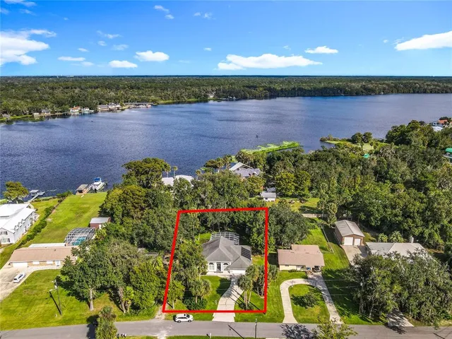 $456,900 | 1633 Lakeside Drive, DeLand, FL 32720