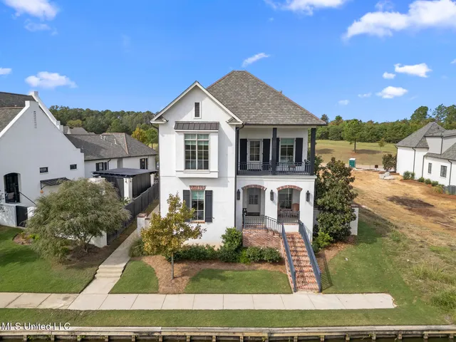 $825,000 | 316 Stone Lk Cove, Madison, MS 39110