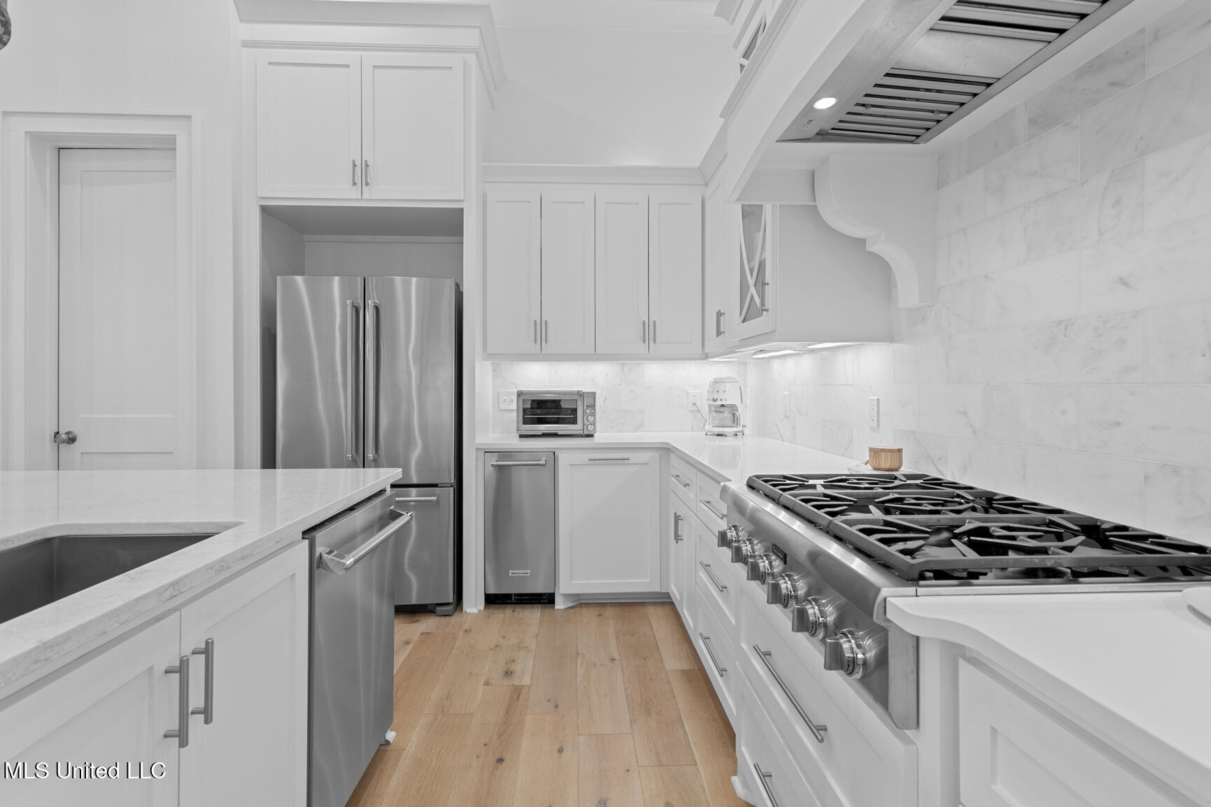 316 Stone Lk Cove Madison, MS 39110 - Photo 14 of 56 316 Stone Lake Cv-10