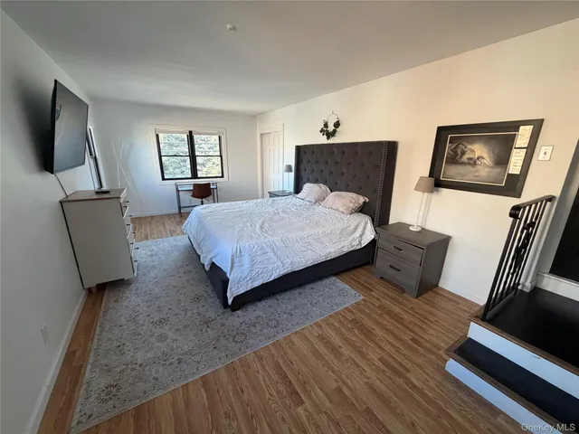 $2,350 | 116 East Main Street, Port Jefferson, NY 11777