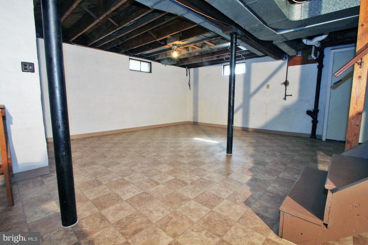 1604 Lynch Road Dundalk, MD 21222 - Photo 20 of 30 a view of small space