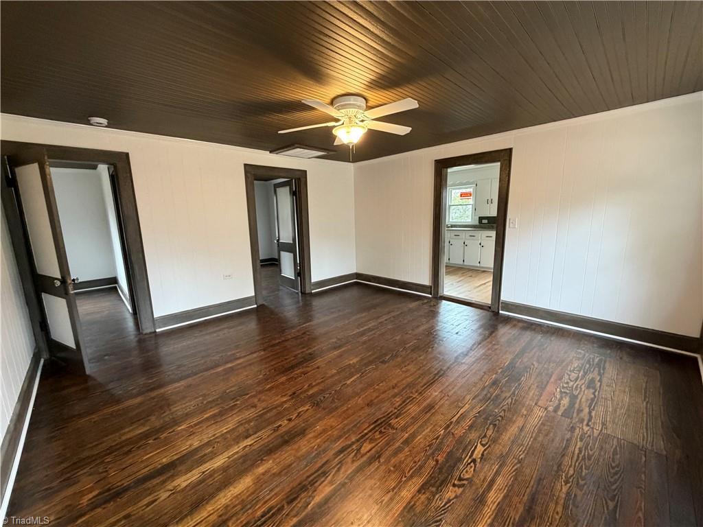 250 East Holly Grove Road Lexington, NC 27292 - Photo 3 of 13