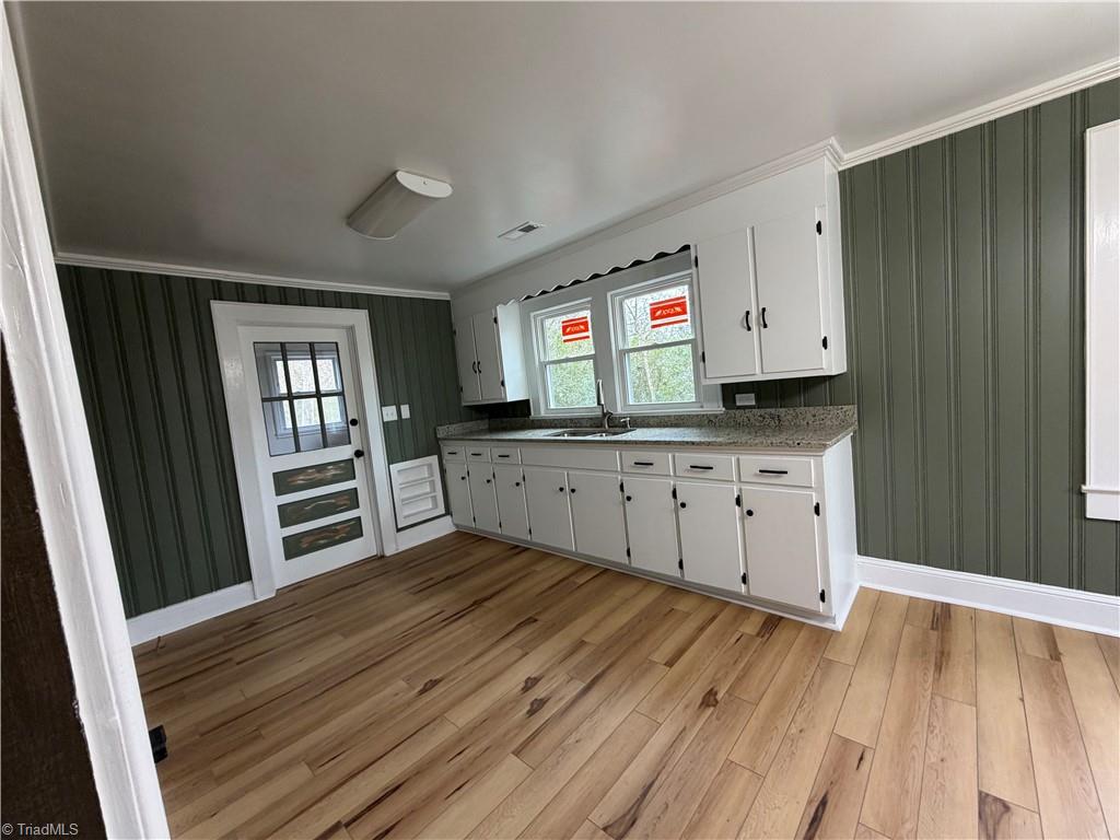 250 East Holly Grove Road Lexington, NC 27292 - Photo 5 of 13