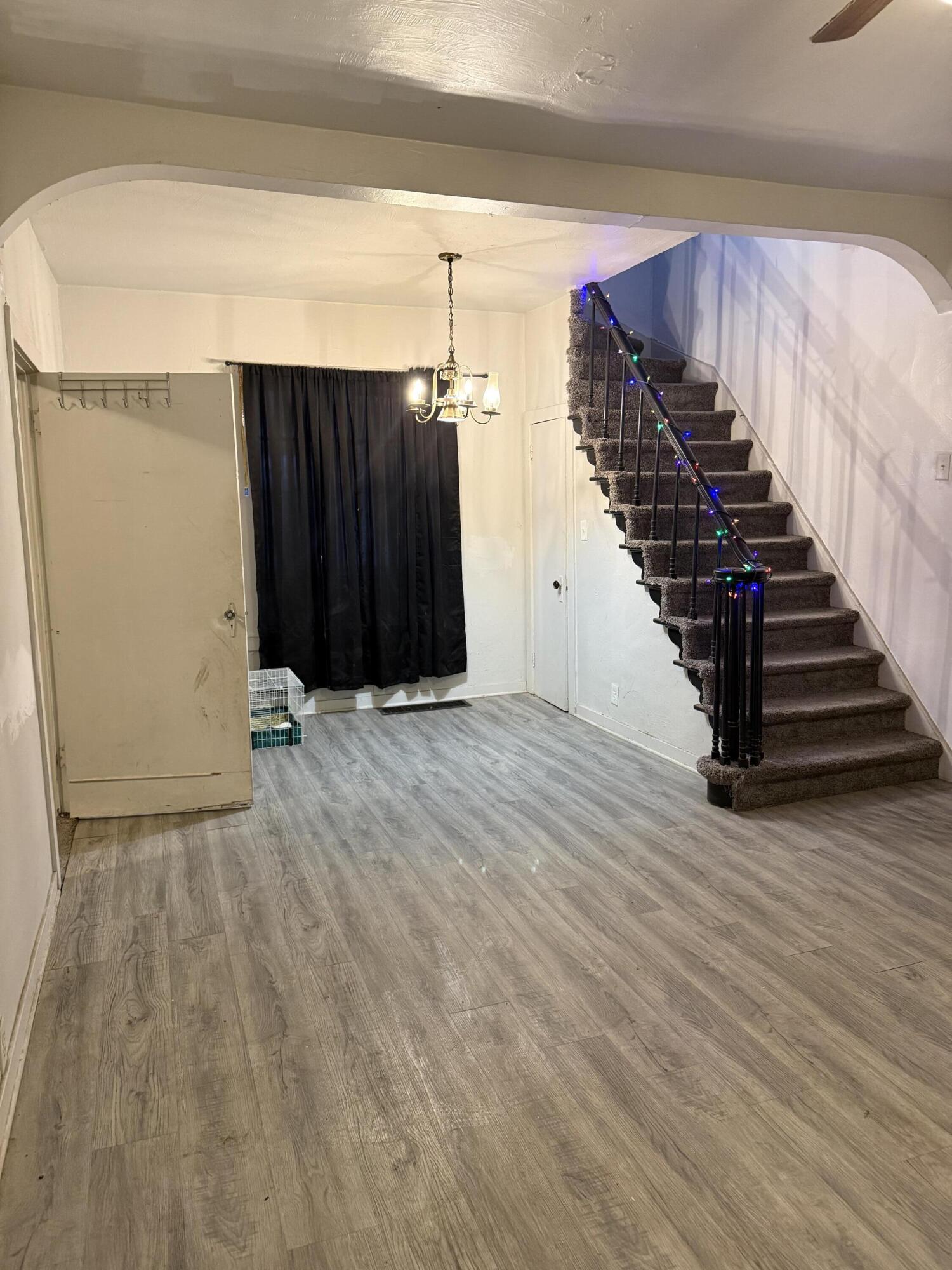 503 Orchard Avenue Muskegon, MI 49442 - Photo 3 of 14 3