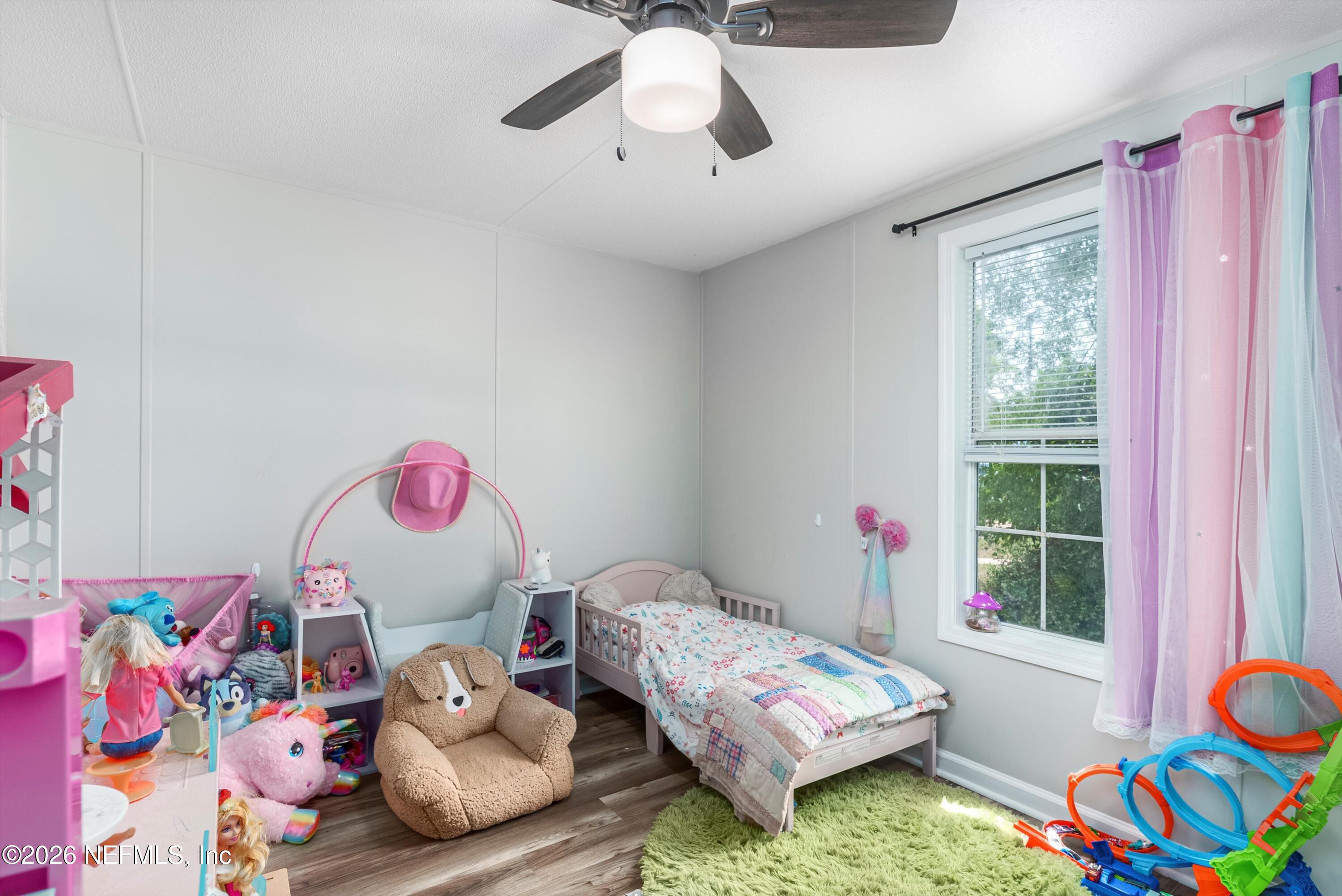 85246 Johnson Lane Yulee, FL 32097 - Photo 26 of 46 a play room with toys