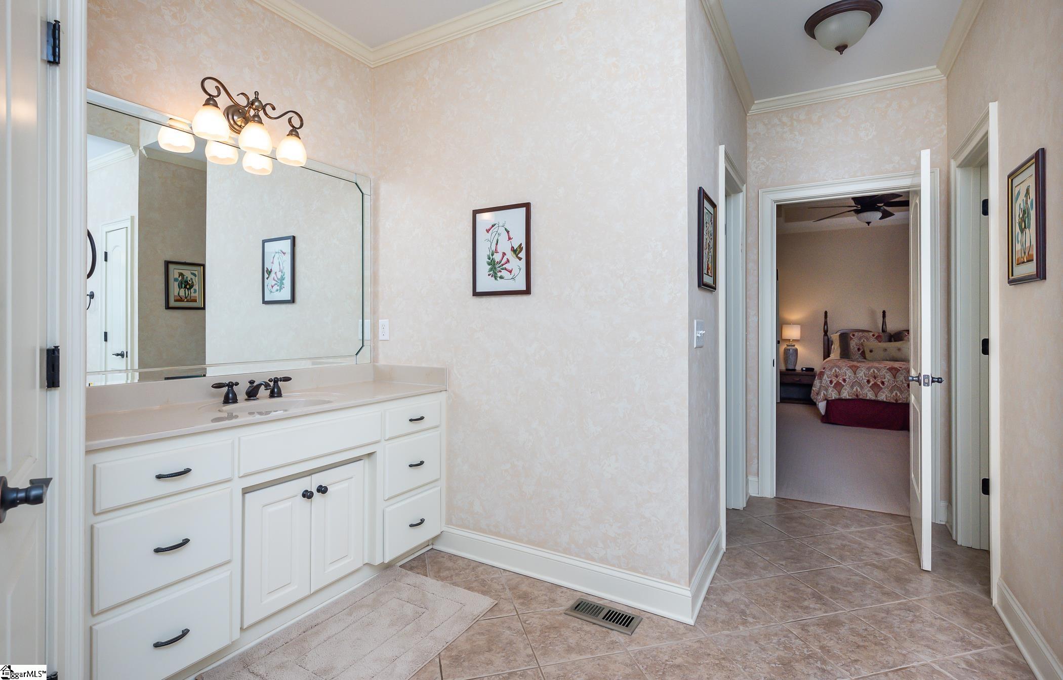 733 Tinsberry Lane Inman, SC 29349 - Photo 10 of 36
