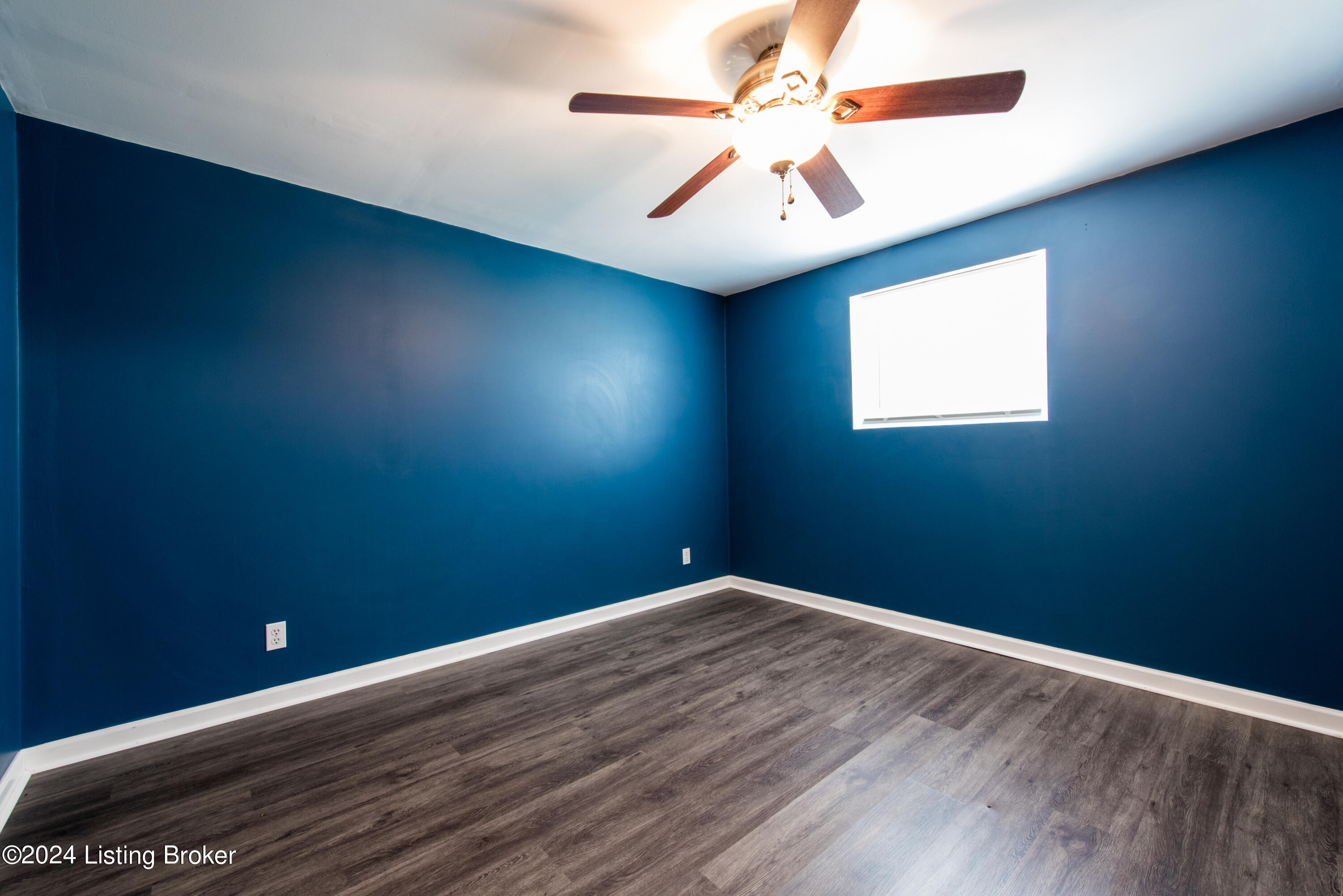 233 Western Road Louisville, KY 40229 - Photo 22 of 31 basement bedroom