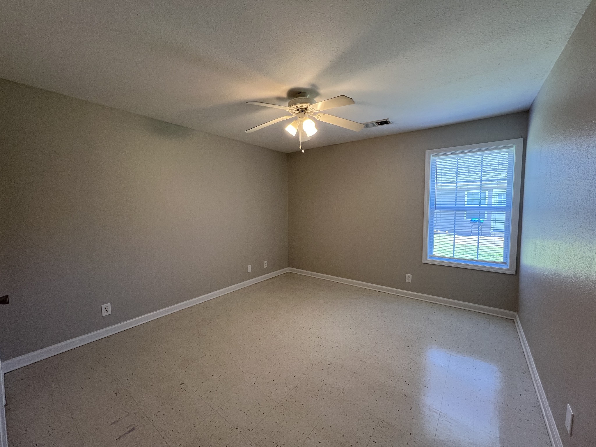 9103 Pembroke Oak Grove Road, Unit E Oak Grove, KY 42262 - Photo 11 of 19