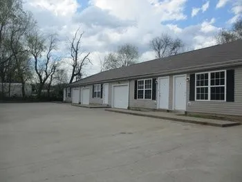 $995 | 9103 Pembroke Oak Grove Road, Unit E, Oak Grove, KY 42262