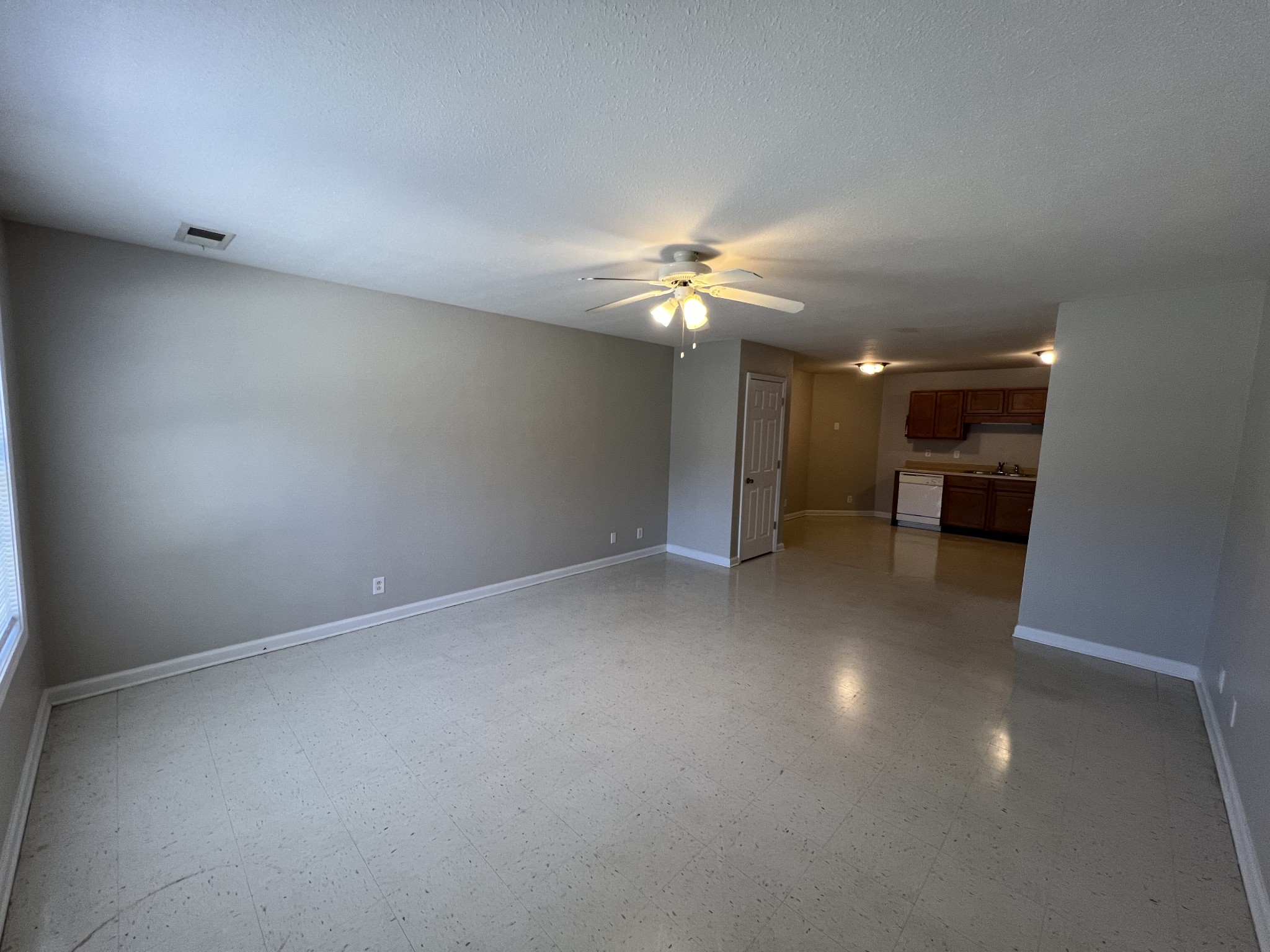 9103 Pembroke Oak Grove Road, Unit E Oak Grove, KY 42262 - Photo 4 of 19