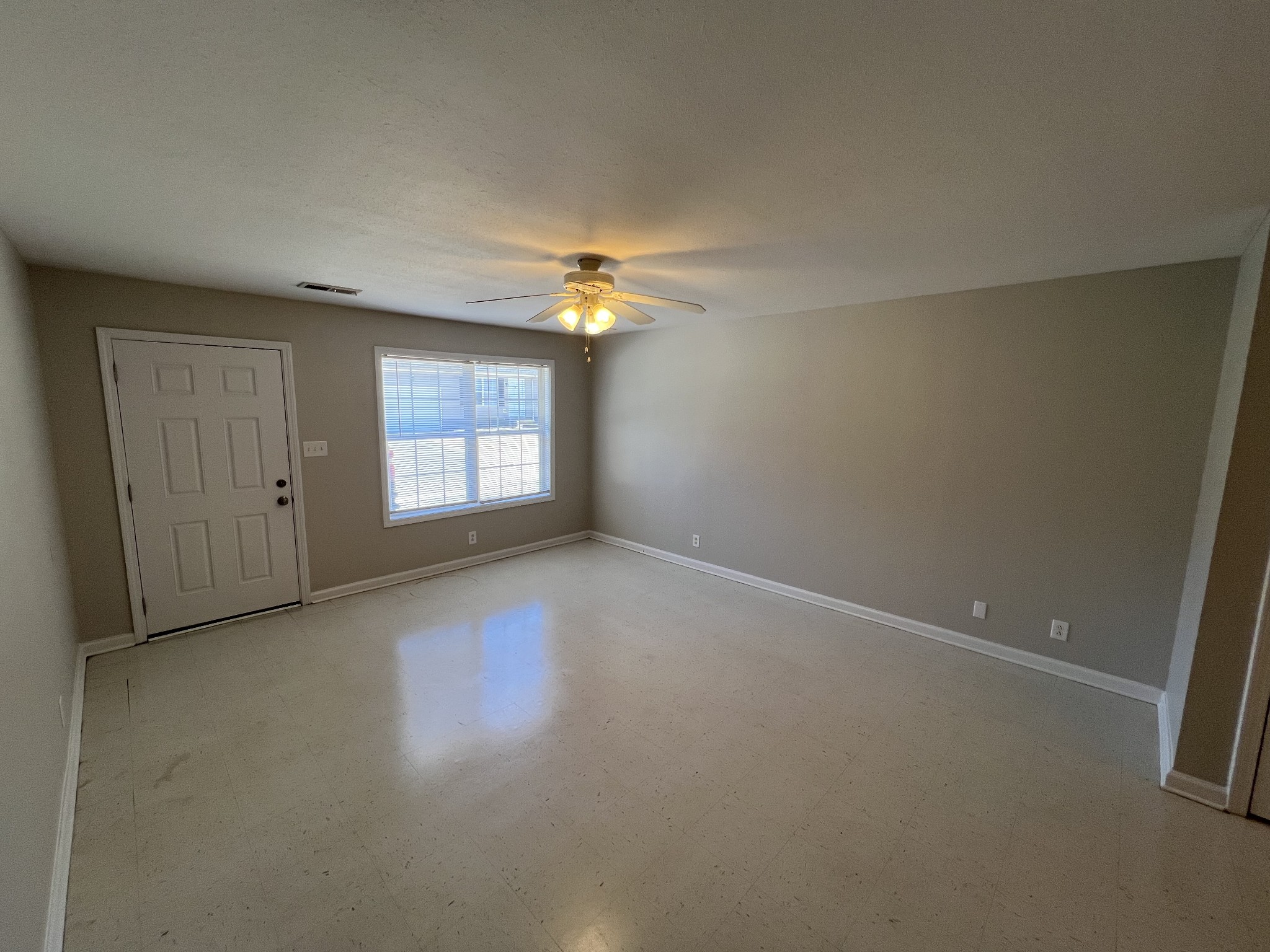 9103 Pembroke Oak Grove Road, Unit E Oak Grove, KY 42262 - Photo 5 of 19
