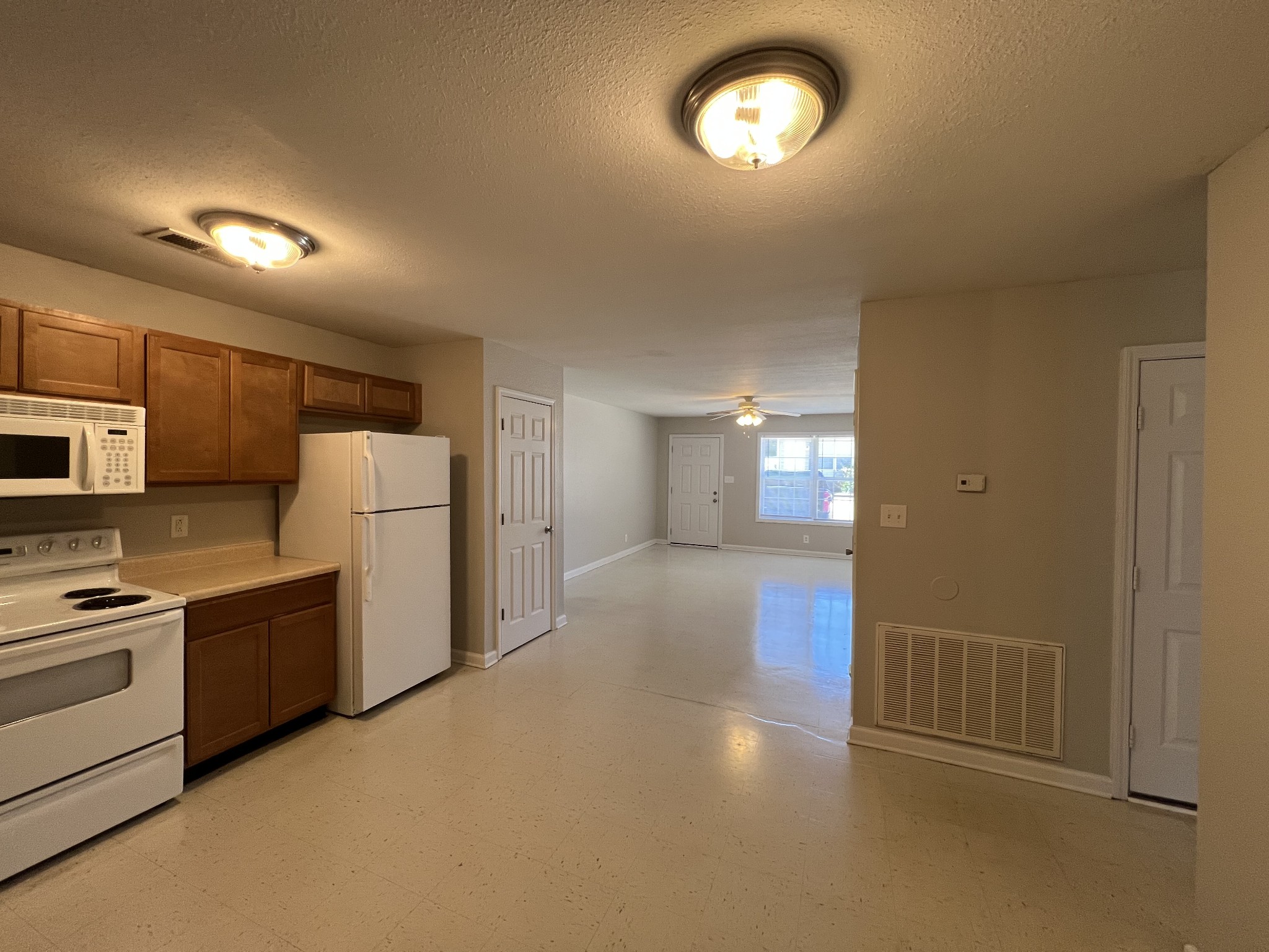 9103 Pembroke Oak Grove Road, Unit E Oak Grove, KY 42262 - Photo 6 of 19