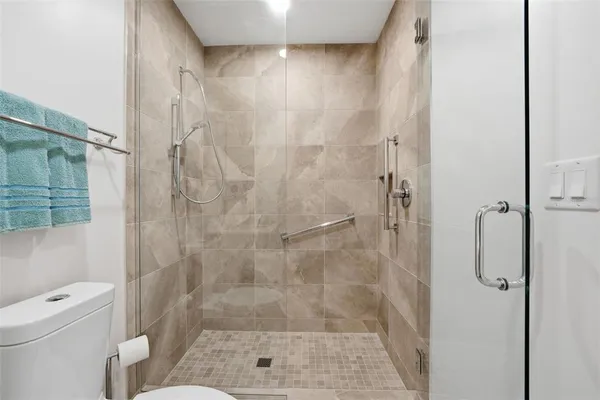 $1,525,000 | 711 South Palm Avenue, Unit 302, Sarasota, FL 34236