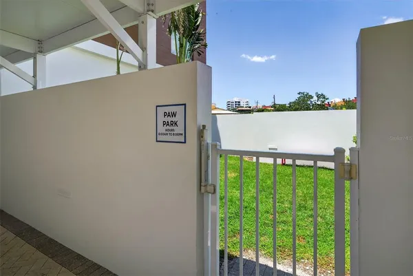 $1,525,000 | 711 South Palm Avenue, Unit 302, Sarasota, FL 34236
