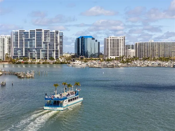 $1,525,000 | 711 South Palm Avenue, Unit 302, Sarasota, FL 34236