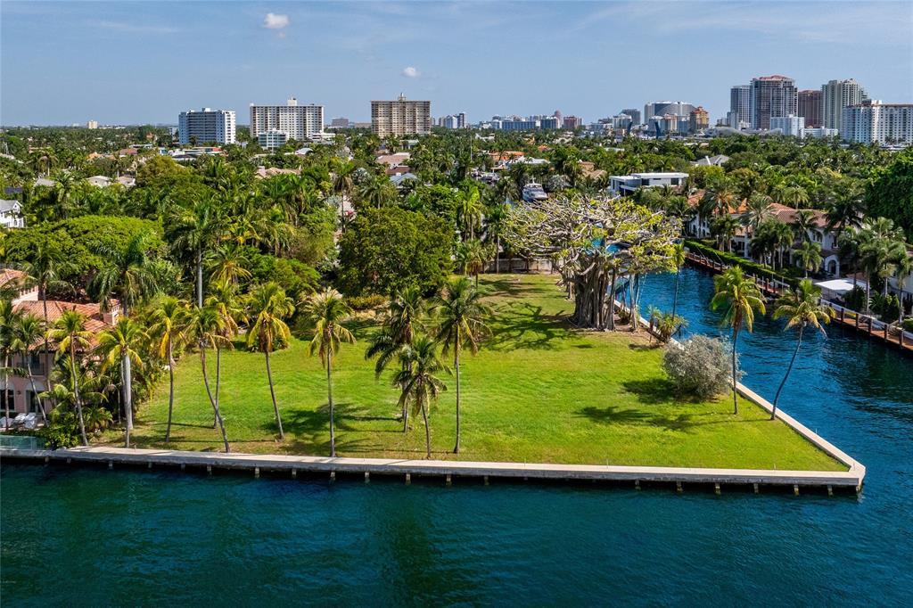 1000 Riviera Isle Drive Fort Lauderdale, FL 33301 - Photo 4 of 19 a view of a city
