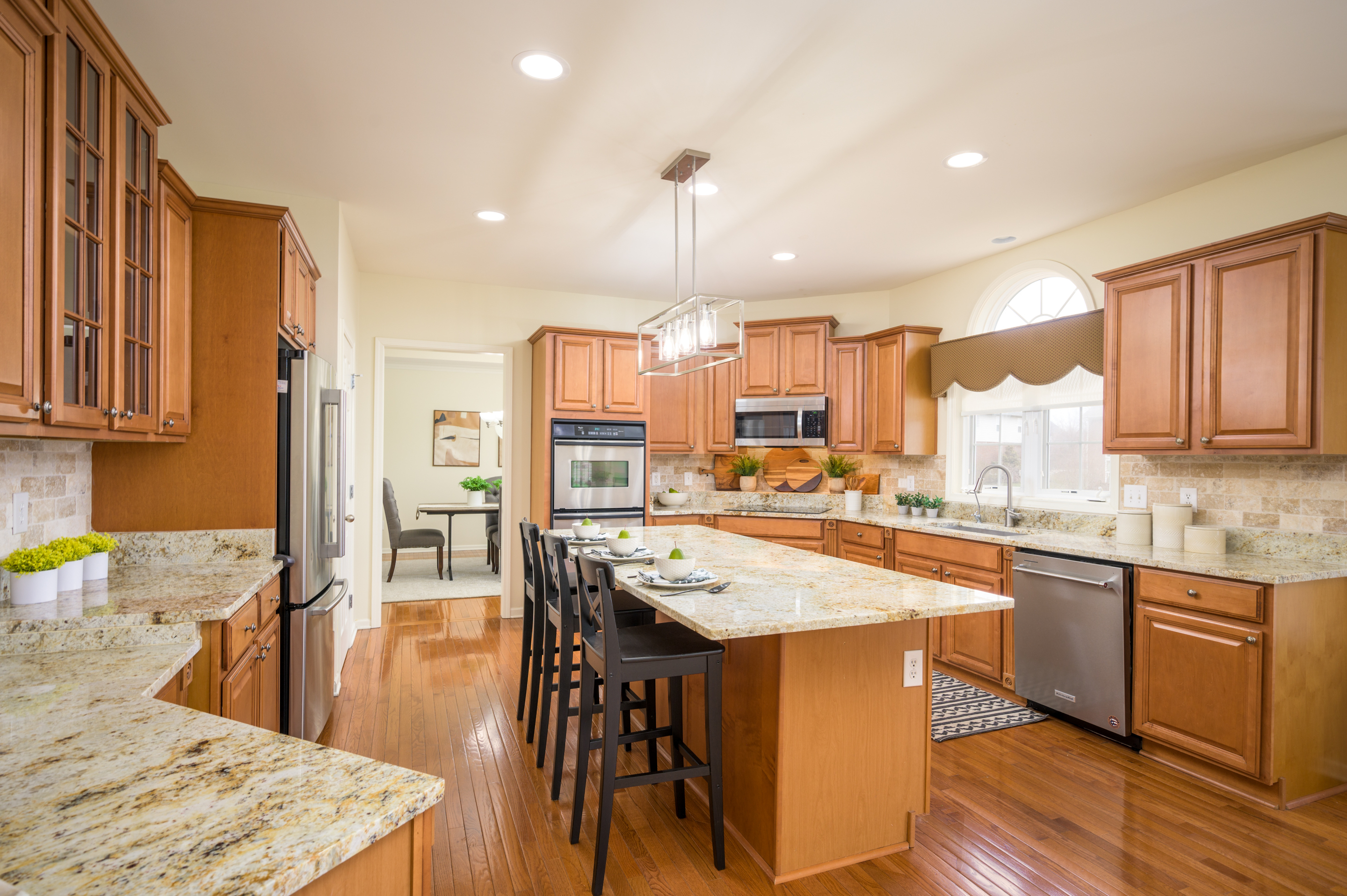 10580 Proposal Pointe Way Fishers, IN 46040 - Photo 11 of 38 Gallery Image 11