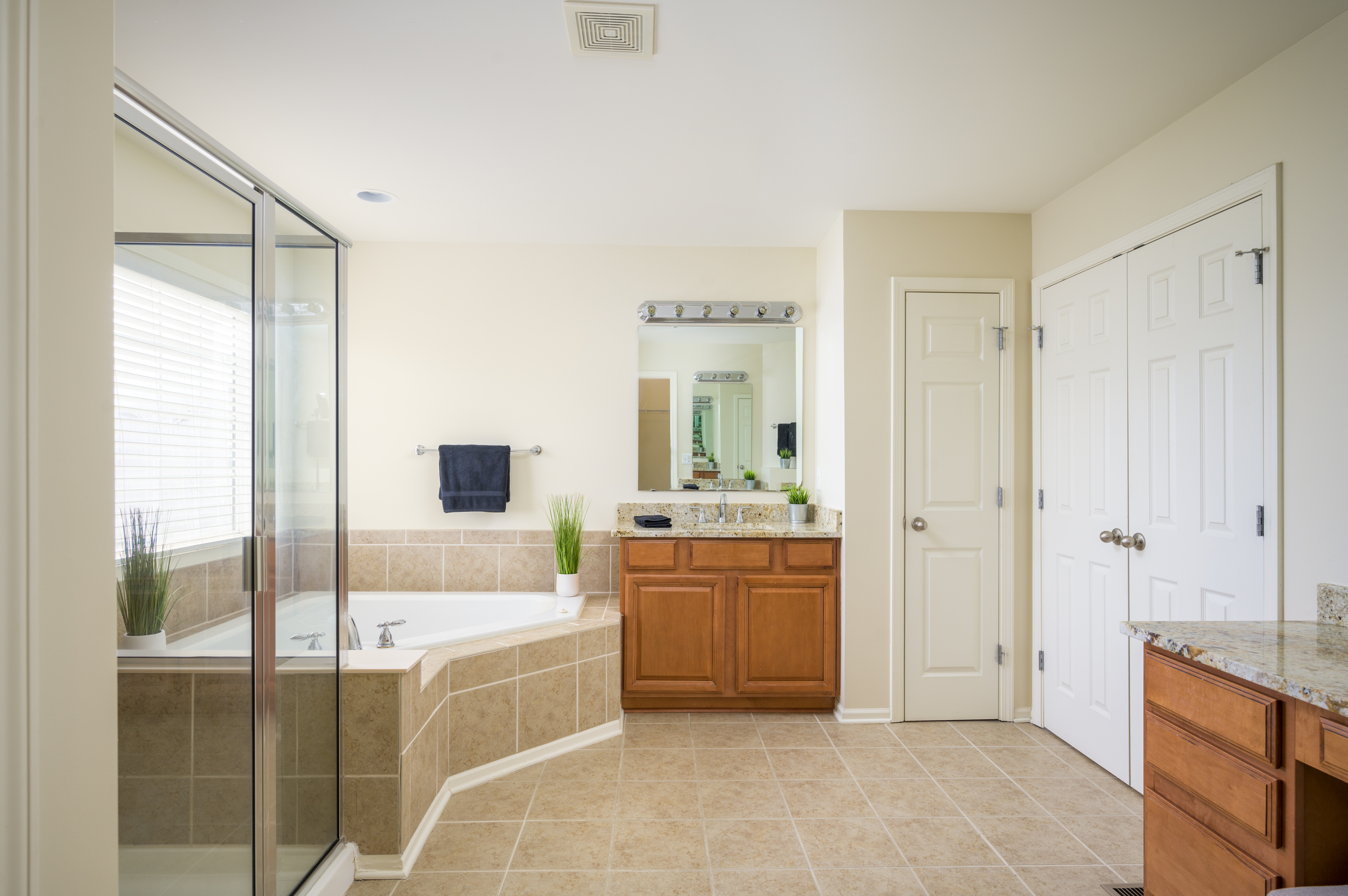 10580 Proposal Pointe Way Fishers, IN 46040 - Photo 22 of 38 Gallery Image 22