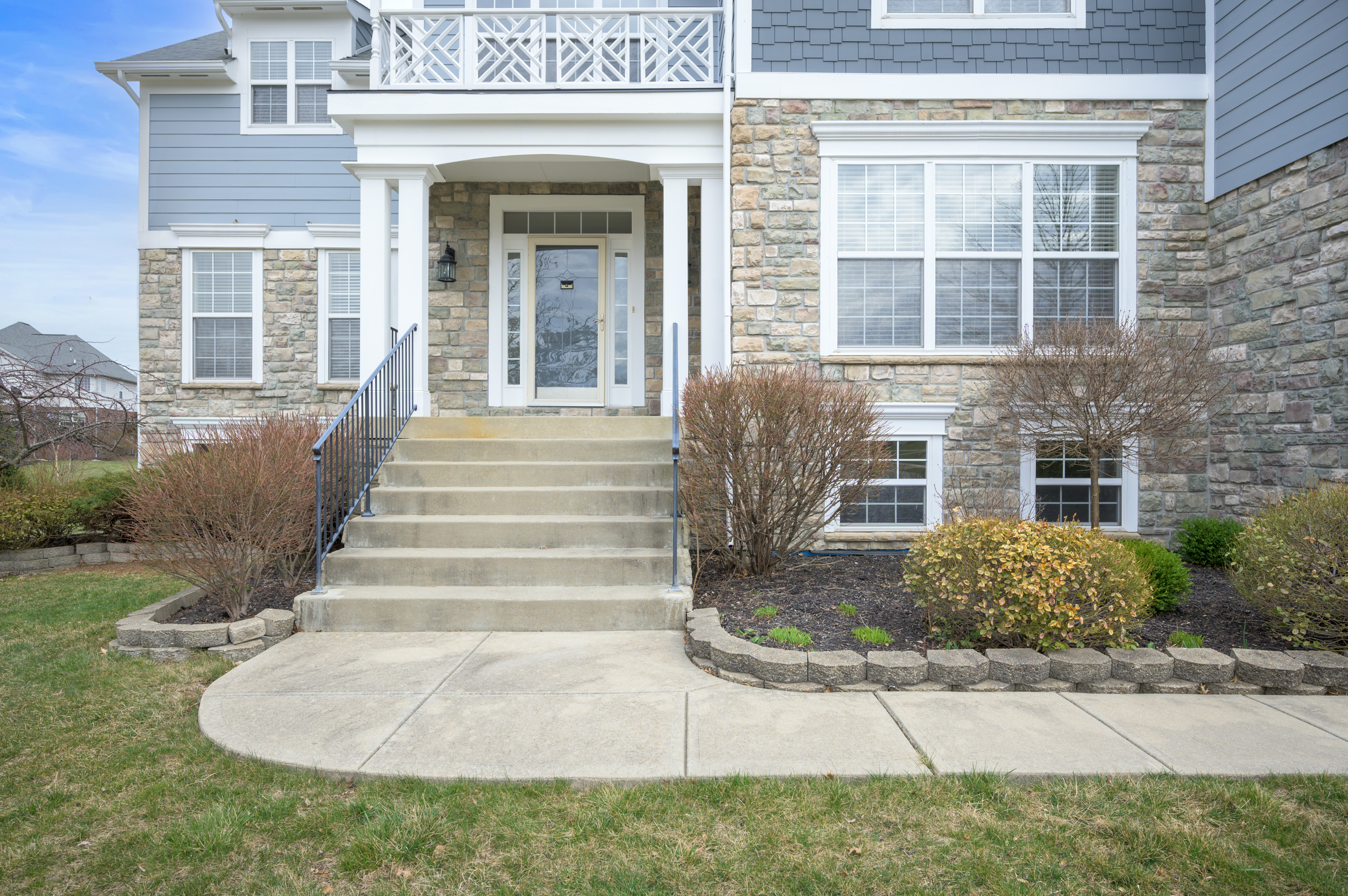 10580 Proposal Pointe Way Fishers, IN 46040 - Photo 3 of 38 Gallery Image 3