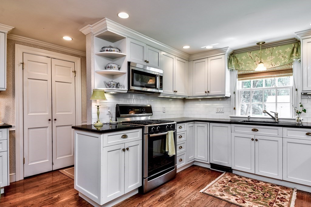 44 Norwich Road Wellesley, MA 02481 - Photo 16 of 36