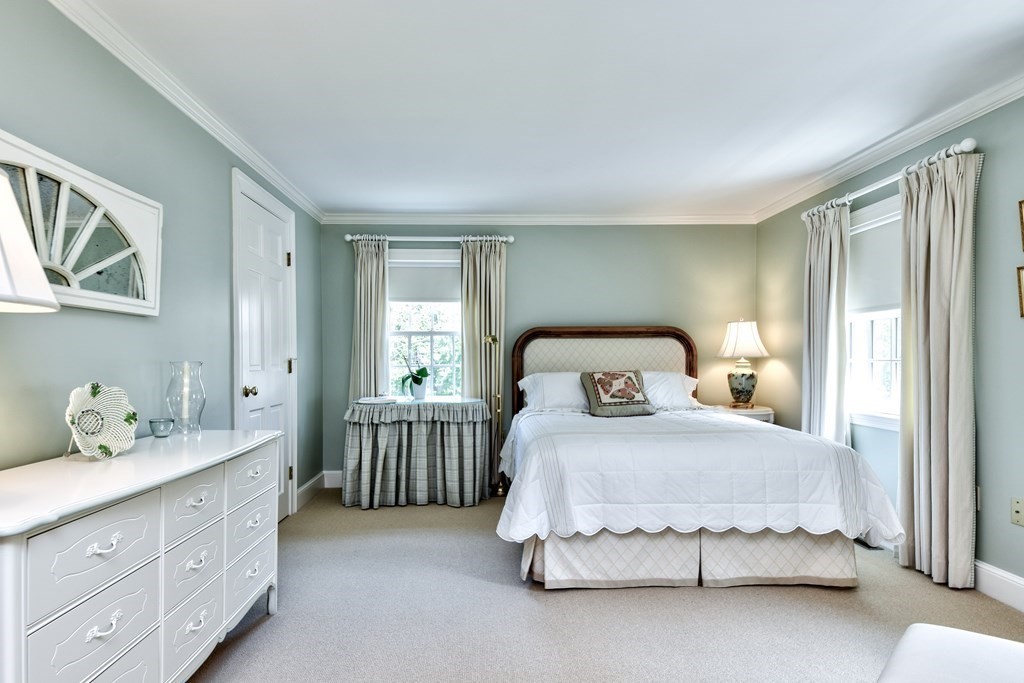 44 Norwich Road Wellesley, MA 02481 - Photo 25 of 36