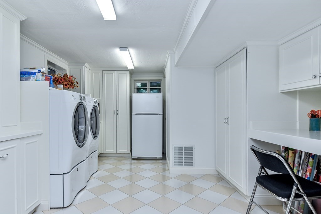 44 Norwich Road Wellesley, MA 02481 - Photo 27 of 36