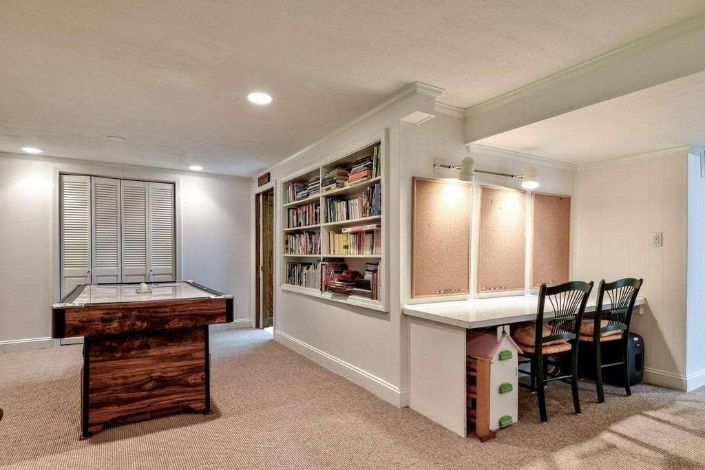 44 Norwich Road Wellesley, MA 02481 - Photo 28 of 36