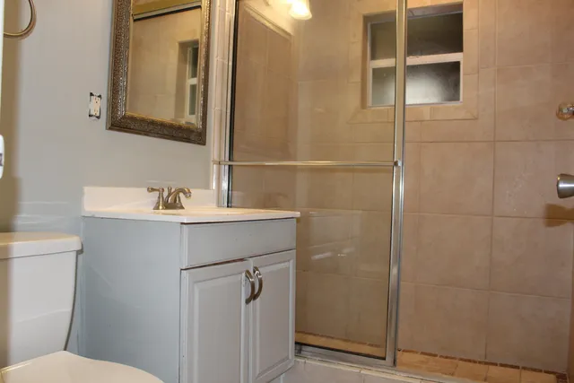 $2,650 | 921 Pine Terrace, Lake Worth Beach, FL 33460