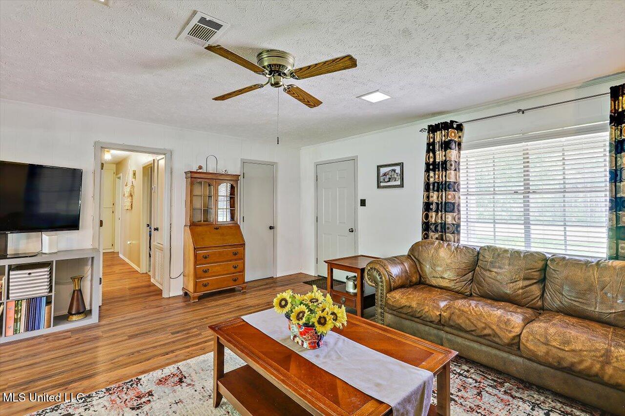 521 Oak Ridge Road Brandon, MS 39042 - Photo 6 of 34 06-521 Oak Ridge Rd