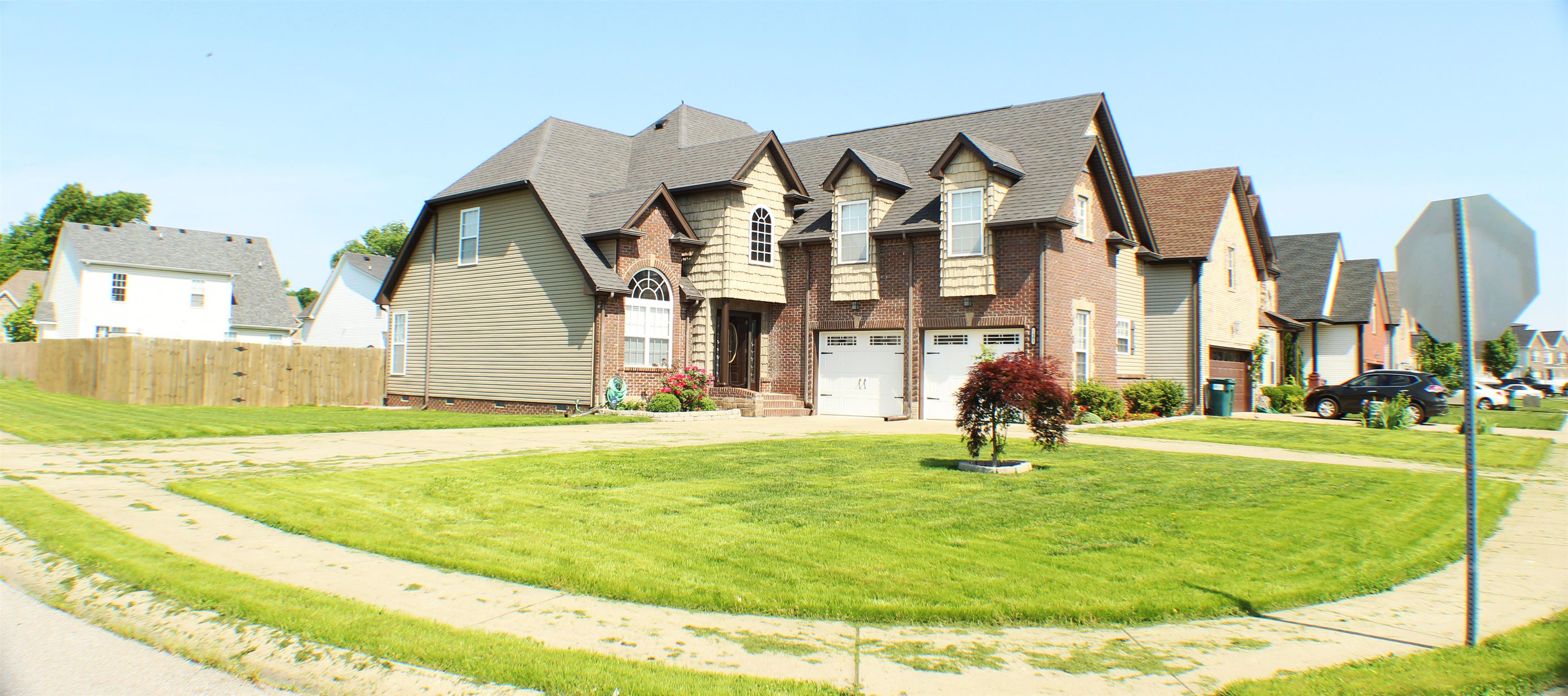 1481 Apache Way Clarksville, TN 37042 - Photo 2 of 30