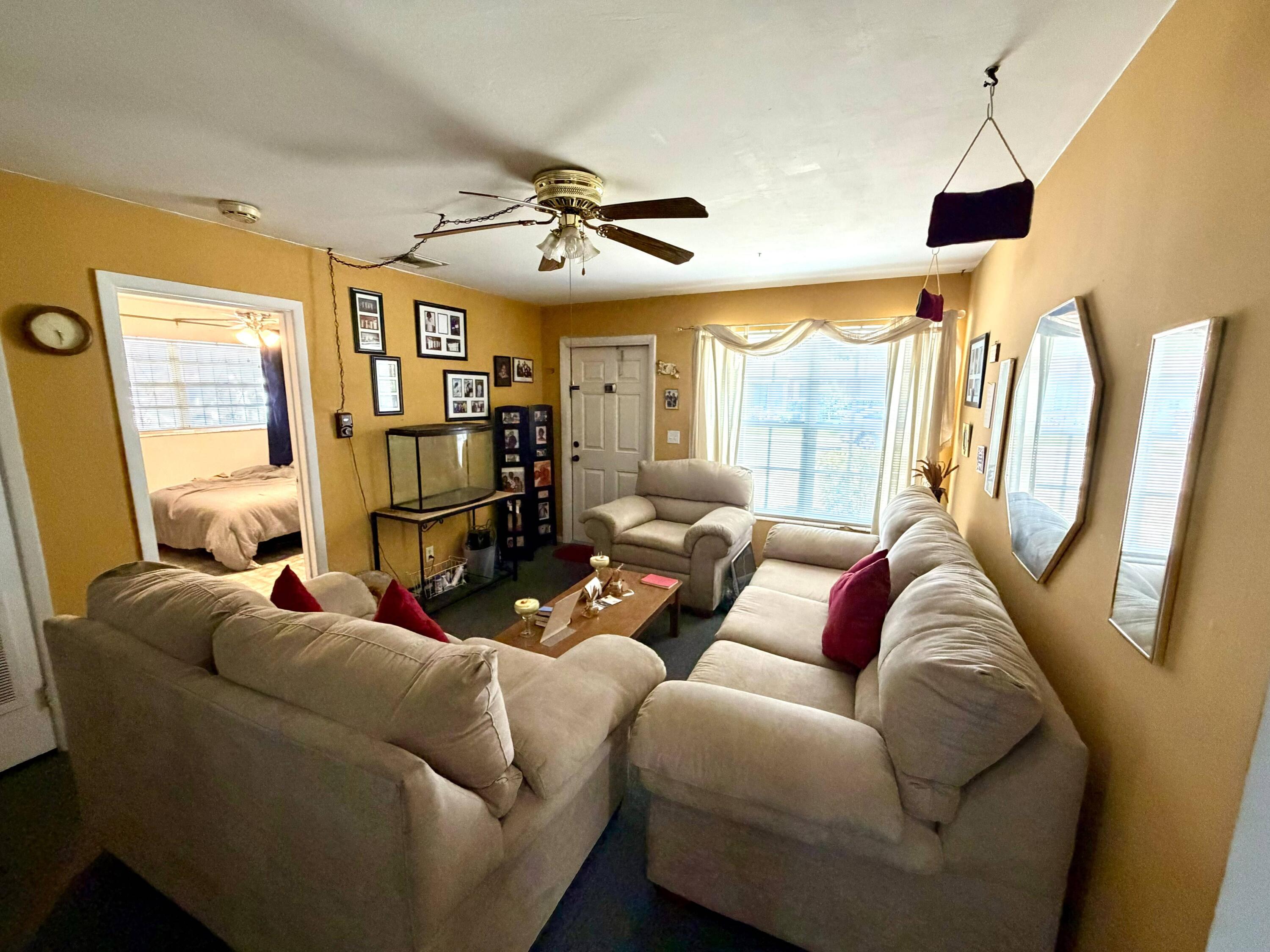 1117 West 23rd Street Riviera Beach, FL 33404 - Photo 7 of 15 IMG-20260613-WA0186