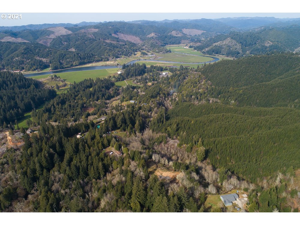 65887 Sunshine Road Coos Bay, OR 97420 - Photo 11 of 14 Gallery Image 11