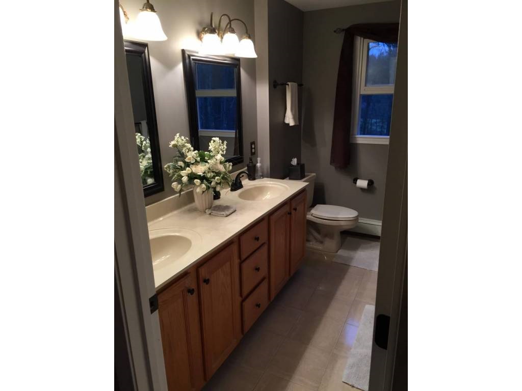715 Lowell Road Groton, MA 01450 - Photo 17 of 30