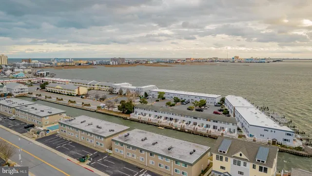 $330,000 | 717 Bradley Road, Unit A20204, Ocean City, MD 21842