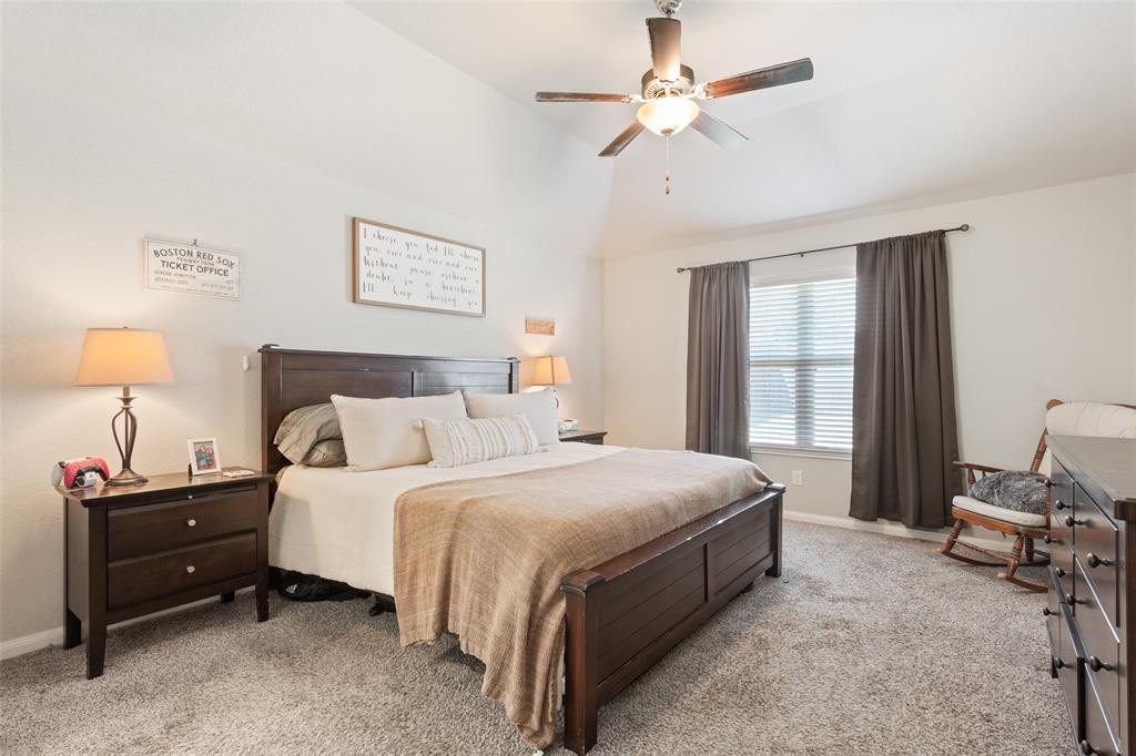 10204 Driskill Drive Waco, TX 76708 - Photo 15 of 30 a bedroom with a bed and a window