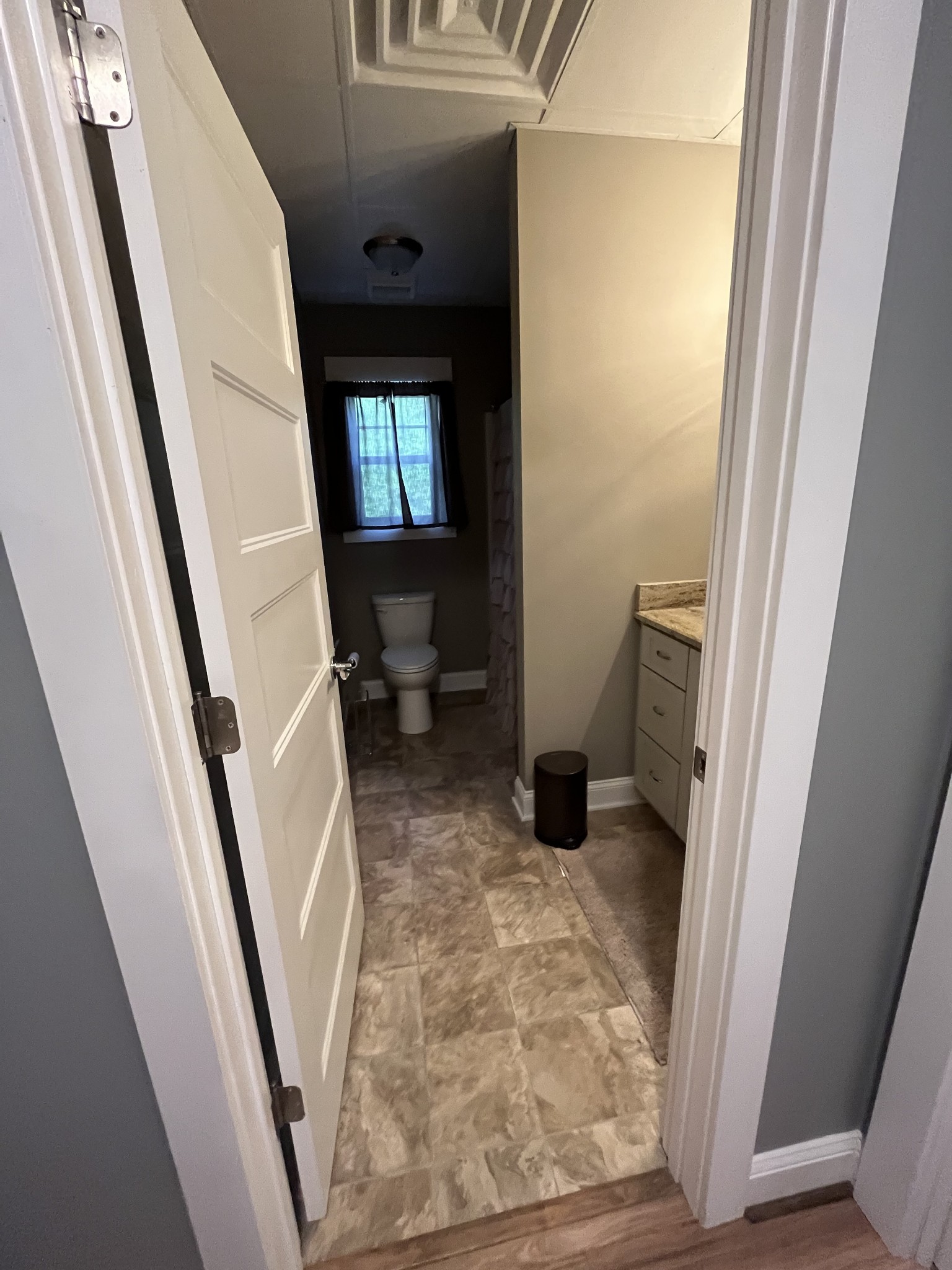 4925 Albright Road Clarksville, TN 37043 - Photo 17 of 32 Gallery Image 17