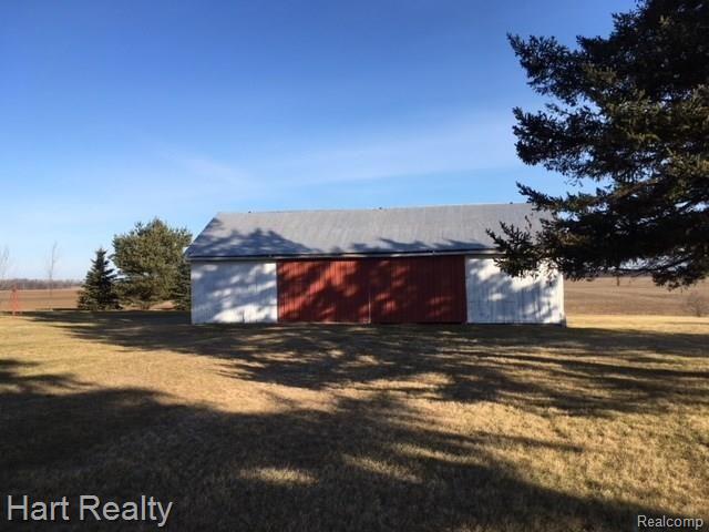 297 East Fairgrove Road Caro, MI 48723 - Photo 13 of 17 IMG_2718.JPG