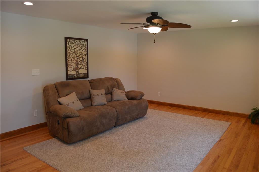426 Shrine Road Springfield, OH 45504 - Photo 7 of 42